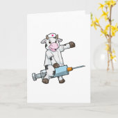 ハートと注射器を持つ看護師の牛 カード (黄色い花)