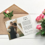 ハートと緑の印刷メッセージ結婚の感謝 サンキューカード<br><div class="desc">結婚のモノグラムのサンキューカードは二つの結婚写真で印刷され、一方は小さく、もう一方は大きい。お客様感謝していのメッセージと結婚お客様の日付が白い背景に黒い文字で印刷され、署名スクリプトに名前が付モダンいている。あなたのイニシャルはハートと緑の分水器の上にある。白い写真の結婚サンキューカードとパーソナライズされたイニシャル、署名スクリプト内の名前。</div>