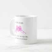 ハートと編み針の面白い引用マグカップ コーヒーマグカップ (正面左)