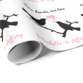 ハートと黒パーソナライズされたとピンクの愛鳥 ラッピングペーパー (ロールコーナー)