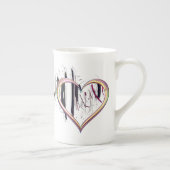 ハートに ボーンチャイナマグカップ (右)