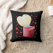 ハートのような形をした炎を持つロウソクの写真 クッション (ブランケット)