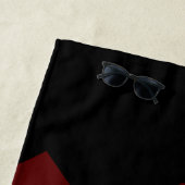 ハートのエッフェル塔および銘刻文字パリ ビーチタオル (インサイチュ)