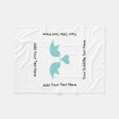 ハートのカスタムの文字を持つ愛鳥 フリースブランケット (正面(横))