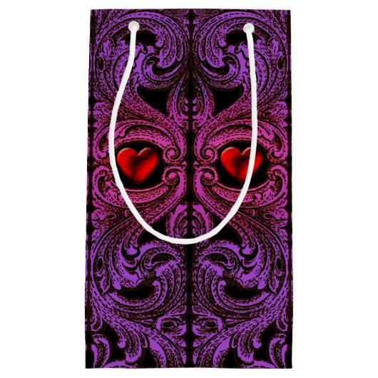 ハートのギフトバッグを持つゴシックの紫色のオーナメント スモールペーパーバッグ (正面)
