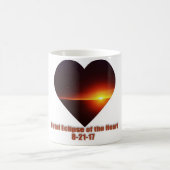 ハートのコーヒー・マグの皆既食 コーヒーマグカップ (中央)