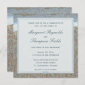 ハートのシーシェル上のビーチ結婚式招待状 招待状 (正面/裏面)