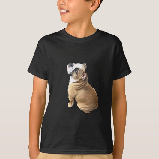 ハートのデザインの英国のブルドッグの子犬はカスタマイズ Tシャツ (正面)