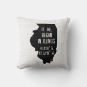 ハートの付いたイリノイ州のGPS座標 クッション (正面)