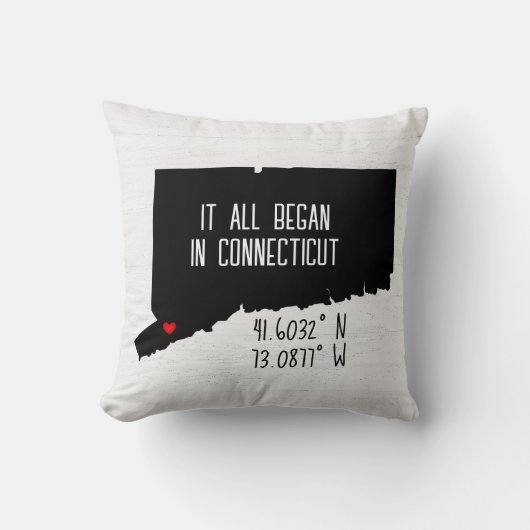 ハートの付いたコネチカット州のGPS座標 クッション (正面)