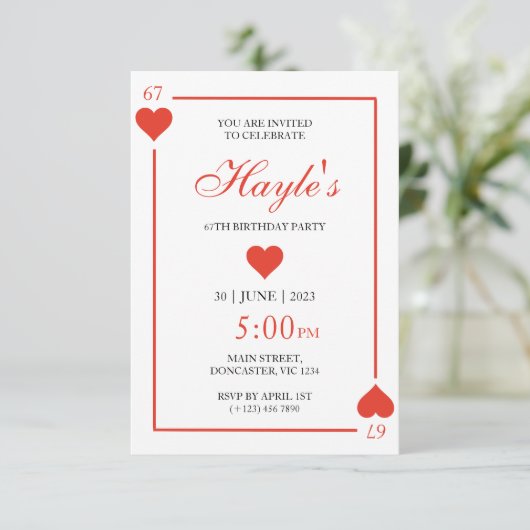 ハートの女王のカジノトランプ 67歳の誕生日 招待状 (スタンド正面)