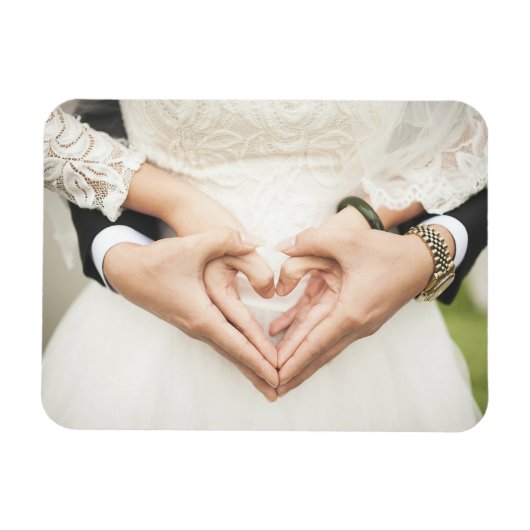 ハートの手結婚内 マグネット (横)