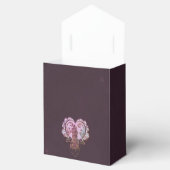 ハートの抱擁で。 フェイバーボックス (オープン)