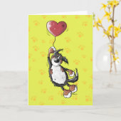 ハートの気球カードを持つおもしろいなバーニーズ・マウンテン・ドッグ カード (黄色い花)