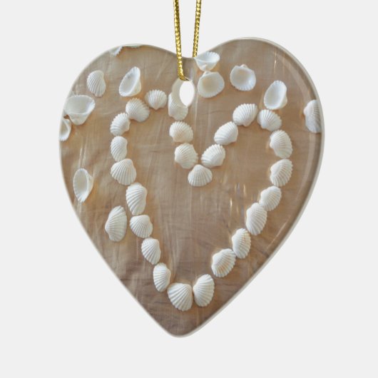 ハートの白い貝殻、夏のビーチ海愛 セラミックオーナメント (左)