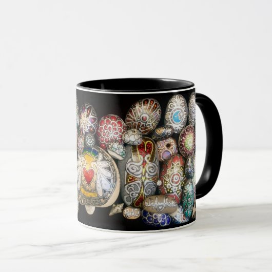 ハートの石が付いているマグ! ジュリーアンStricklin著 マグカップ (正面右)