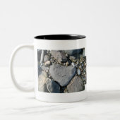 ハートの石 ツートーンマグカップ (左)