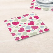 ハートの背景 スクエアペーパーコースター (アングル)
