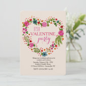 ハートの花のリースのバレンタインのパーティの招待状 招待状 (スタンド正面)