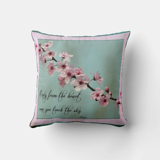 ハートの花柄からだけ クッション (裏面)