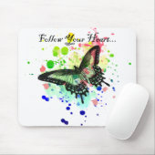 ハートの蝶ペンキのSplatのあなたのマウスパッドを後を追って下さい マウスパッド (マウス)