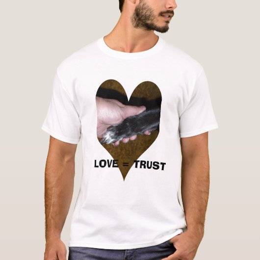 ハートの足手、愛=信頼 Tシャツ (正面)