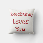 ハートのSomebunny愛に取って下さい クッション (裏面)
