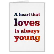 ハートは愛する若くカラフルな《写真》ぼけ味常にです