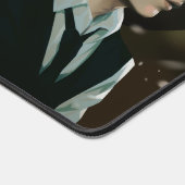 ハートは有刺鉄製のコンピュータマットで保持される デスクマット (コーナー)