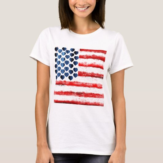 ハートは、アメリカflag.LOVEアメリカ縞で飾り、 Tシャツ (正面)