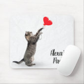ハートよくはしゃぐバルーン付きタビー猫 マウスパッド (マウス)