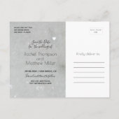 ハートをイニシャル結婚の灰色で愛する 案内ポストカード (裏面)