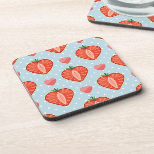 ハートイチゴと水玉模様とハート コースター (左側)