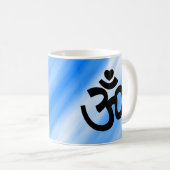 ハートオムサイン – ヨガ愛好家のためのマグカップ コーヒーマグカップ (正面右)