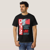ハートオープン、愛が入るかもしれない（バレンタインデー） Tシャツ (正面フル)