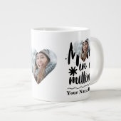 ハートカスタム写真ママ100万タイポグラフィ ジャンボコーヒーマグカップ (正面右)