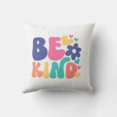 ハートカラフルと花に優しい クッション (裏面)