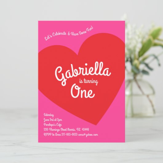 ハートキッズ1日目の誕生日パーティーピンクと赤 招待状 (スタンド正面)