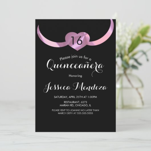 ハートクラウンキンセアニラスウィート16ピンクフォイル 招待状 (スタンド正面)