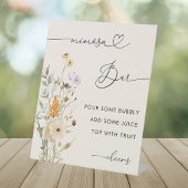 ハートスクリプトワイルドフラワーズブライダルシャワーミモザバー 台座サイン