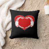 ハートスケルトンハンズゴシックバレンタインクラシックレッド クッション (ブランケット)