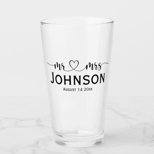 ハートタイポグラフィ式結婚式の夫妻 タンブラーグラス (正面)