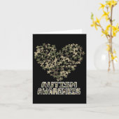 ハートパズル自閉症啓発カモフラージュ軍隊 カード (黄色い花)