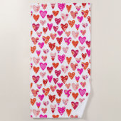 ハートパターン赤ピンクモダン ビーチタオル (正面)