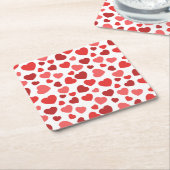 ハートパターン、赤いハート、ハートパターン スクエアペーパーコースター (アングル)