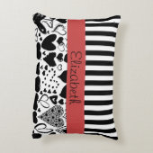 ハートパターン、黒いハート、ストライプ名前、名前 アクセントクッション (裏面(縦))