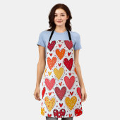 ハートフェカラフルルラブパターンデザイン エプロン (着用した状態)