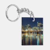 ハートフォード州、コネチカット州の街並み写真のラベルを貼った キーホルダー (正面左)