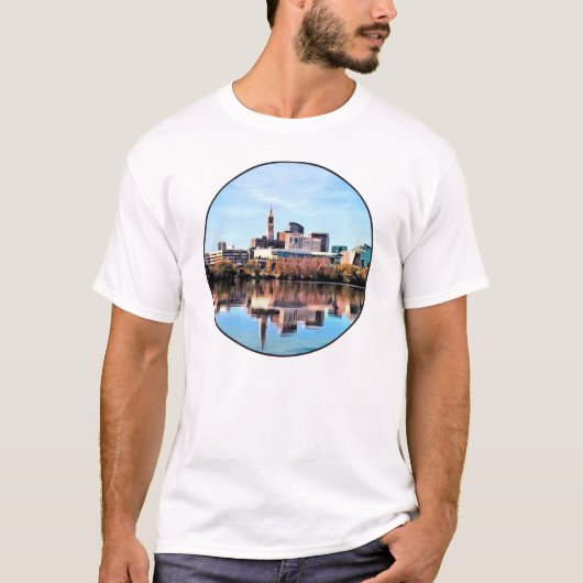 ハートフォードCTスカイライン Tシャツ (正面)