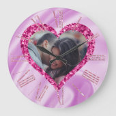 ハートフレームカスタムフォトピンクシルク&ダイヤモンド ラージ壁時計 (正面)